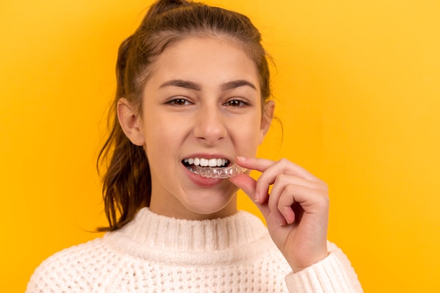 Dental Care Tips for Patients with Braces or Aligners in Reston, VA